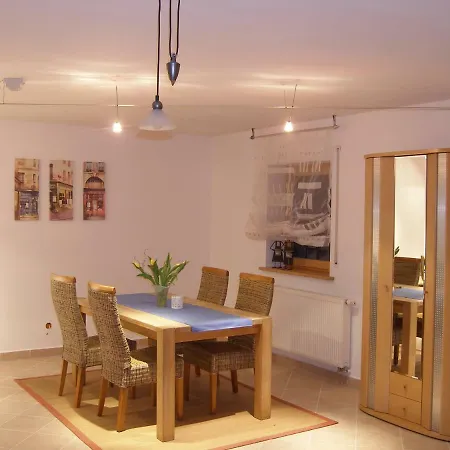 Ferienwohnung Stettfeld Apartment